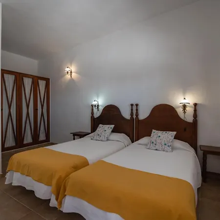 Rural Era De La Corte - Adults Only Landhaus *
